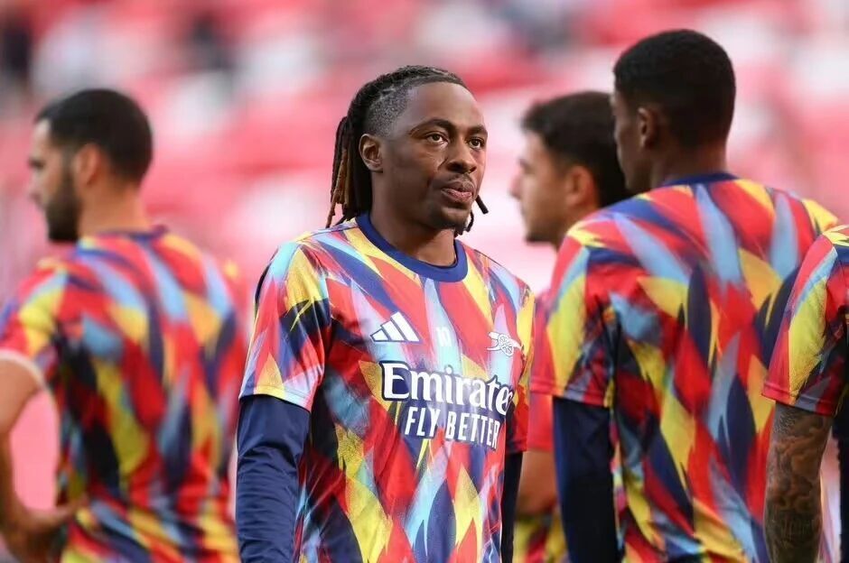 战役中保持, 再看到第二 战役中保持, 再看到第二