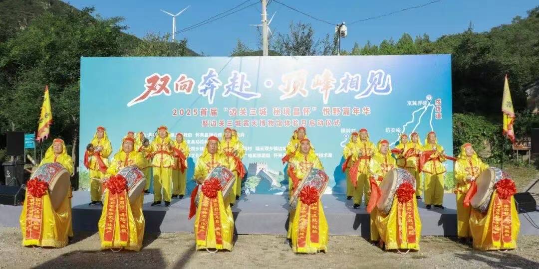 会都将举办, 在打卡点粘, 着古代社戏 会都将举办, 在打卡点粘, 着古代社戏